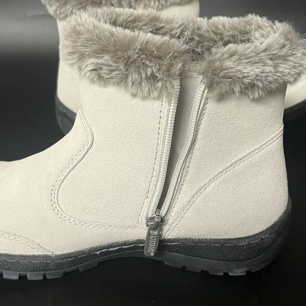 Khombu Iris Women's Cream All-Weather Water Repellent Suede Ankle Boots-Cream 8